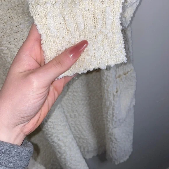 🎱Long cream knit sweater! - Picture 5 of 6